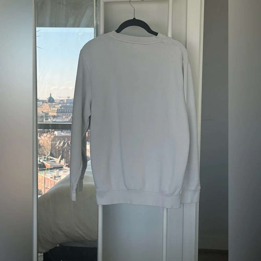 White Disconnect to Reconnect Floral Graphic Long Sleeve Sweatshirt - Picture 3 of 3